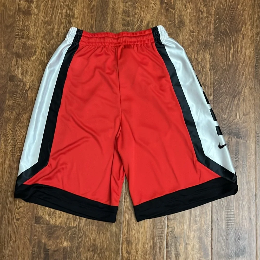 Nike Basketball Shorts Size M - Picture 15 of 17
